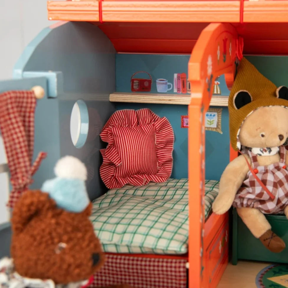 Moulin Roty Minouchkas – Baba Bear's Large Wooden Caravan