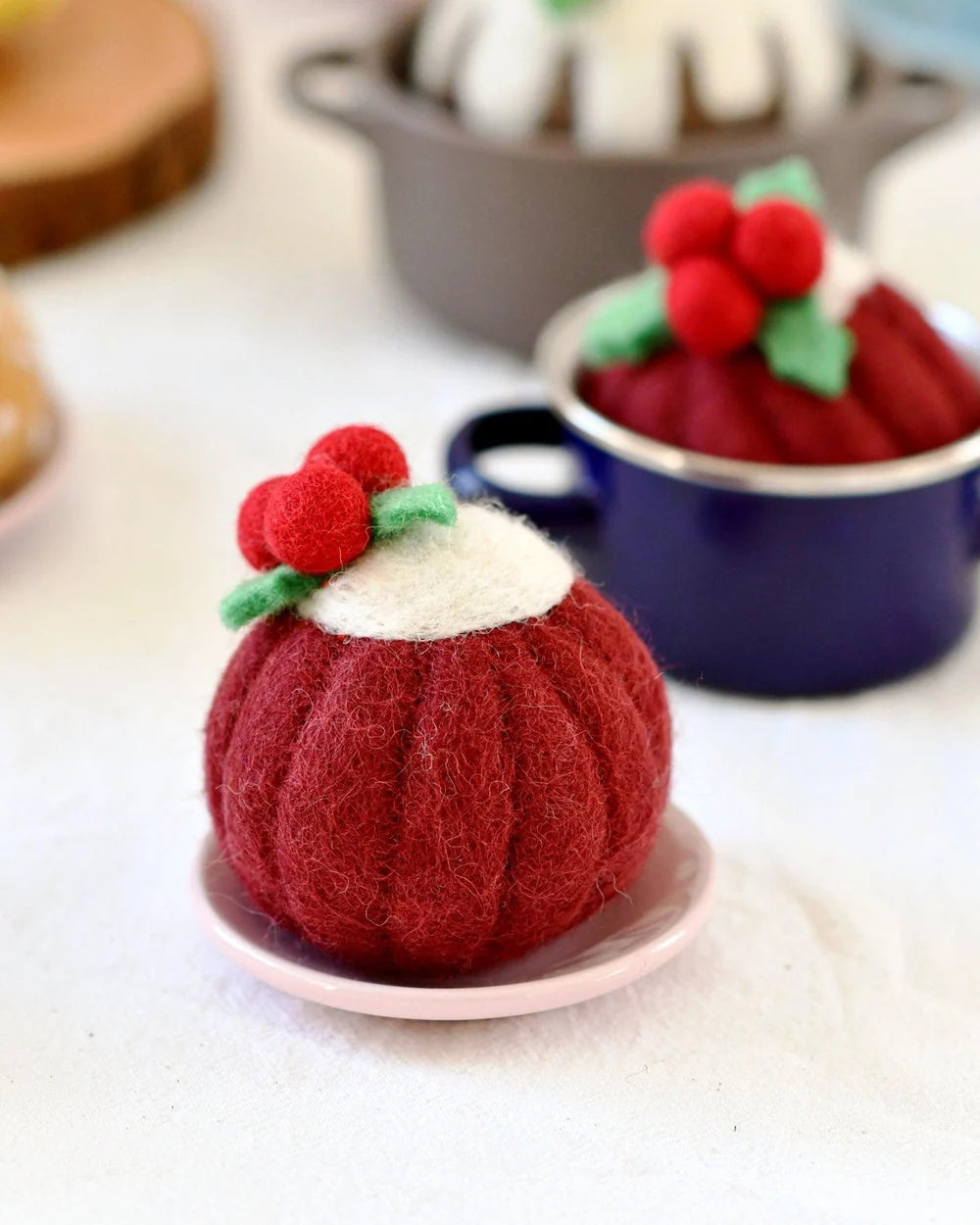 Tara Treasures Felt Red Velvet Bundt Cake